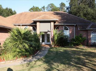 2714 Ashbury Ln, Cantonment, FL 32533