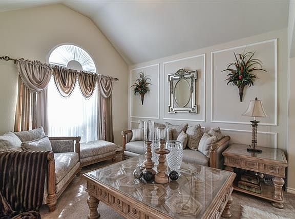 4th image of 104 Silverwood Dr