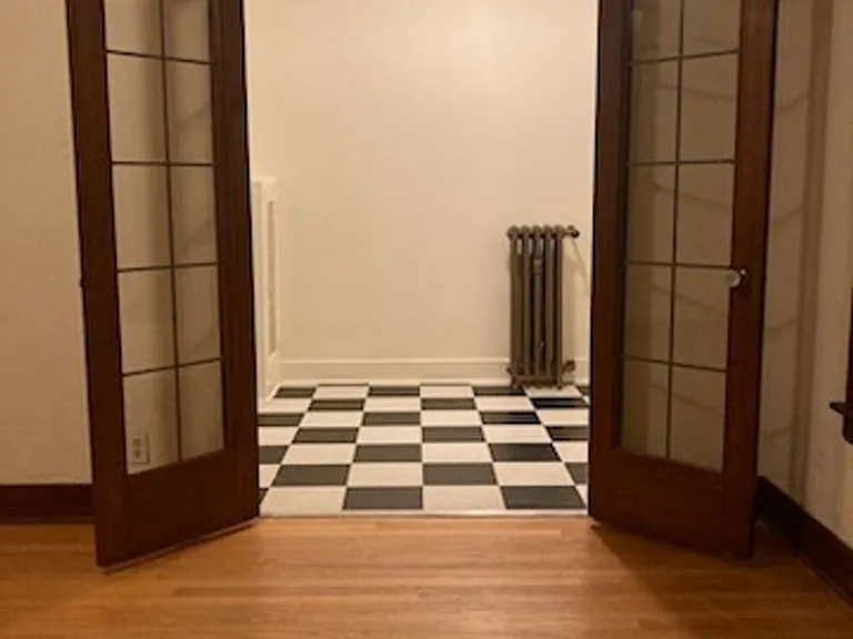 Republican — Photo 21