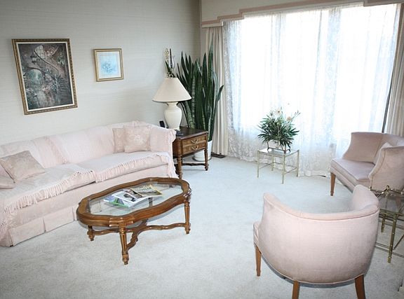 3rd image of 352 Colony Green Dr