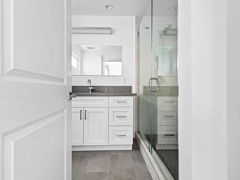 360 Burchett St #6 — Photo 12