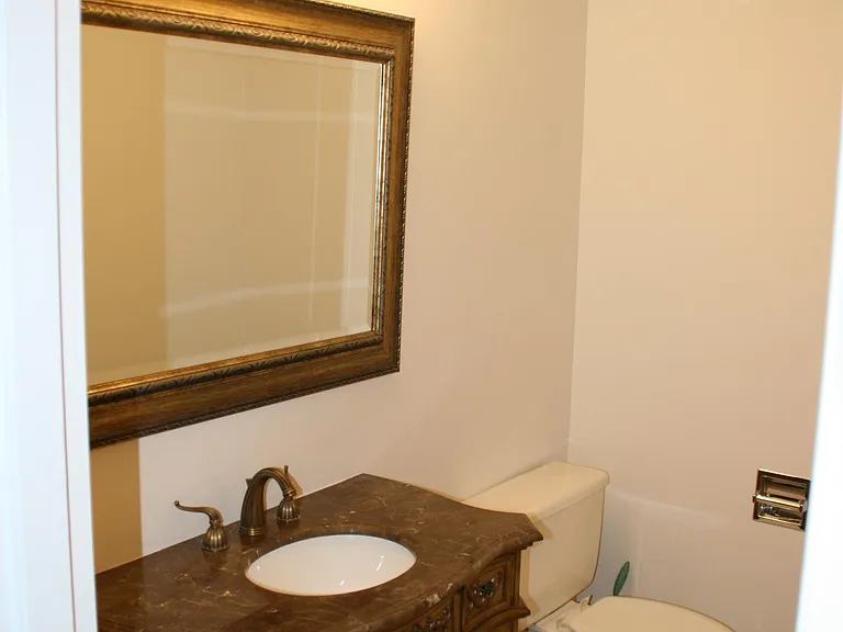 1250 Park Ave W #433 — Photo 9