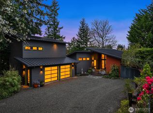 15627 Cove Point Lane NE, Keyport, WA