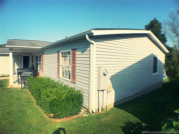 4th image of 504 E Colony Dr
