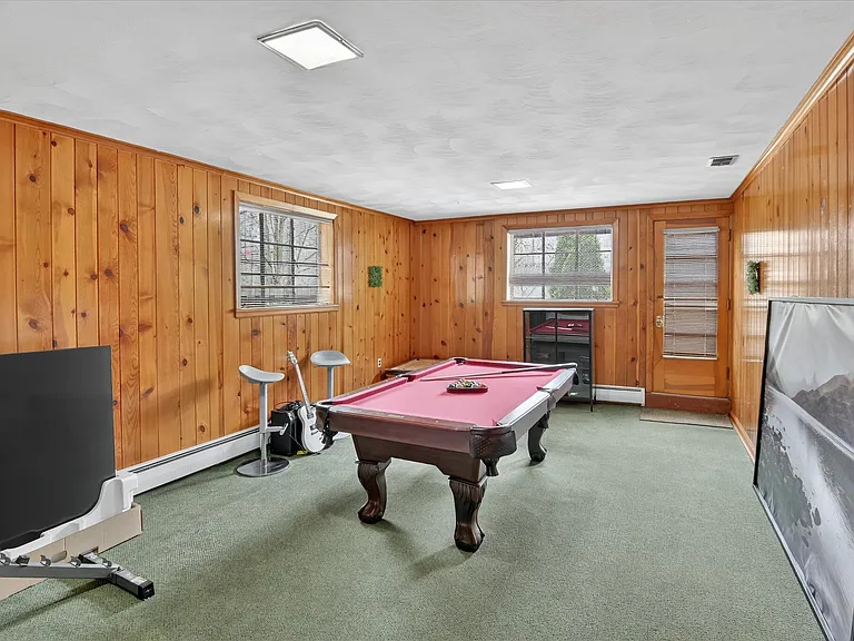 462 Greenhurst Dr — Photo 28