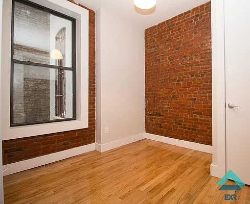 Rented by EXR | media 5