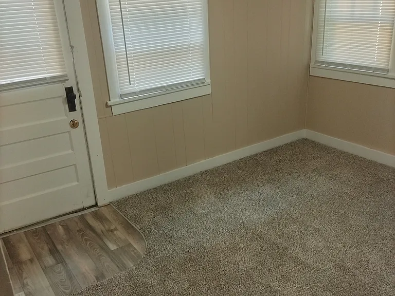 1601 Merchant St — Photo 3