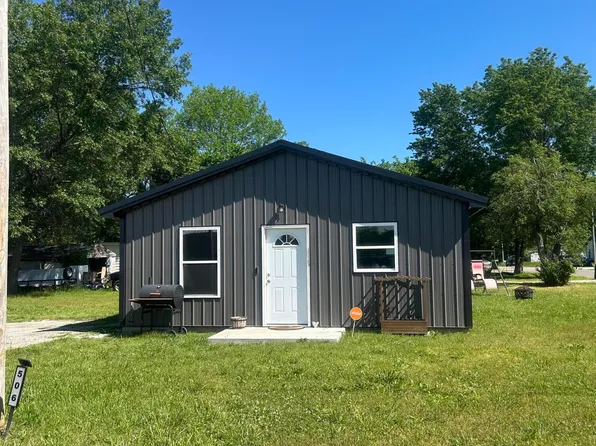 506 W 2nd St, Baxter Springs, KS 66713