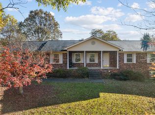 4617 Seminole Dr, Gainesville, GA 30506