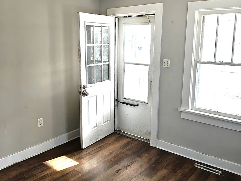 2139 Ome Ave — Photo 7