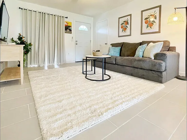 1405 Mara Ct — Photo 3