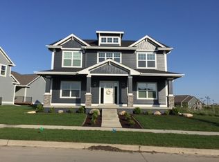 2022 SW College Ave, Ankeny, IA 50023