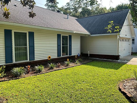 2nd image of 4497 Parkwood Ln W