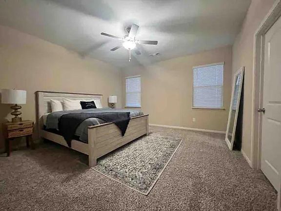 5th image of 203 Lakeridge Dr