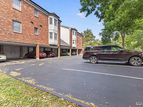 3rd image of 336 N Harrison Ave