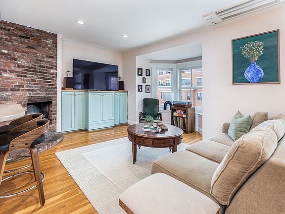3rd image of 300 Columbus Ave #5