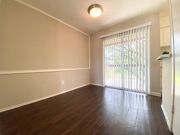 3rd image of 1302 E Broadway St APT 312