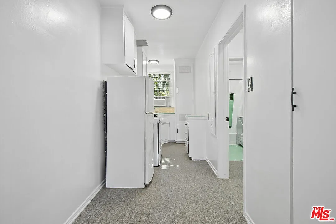 Studio, 1.0 bath, 550 sqft, $1,780 — Photo 4