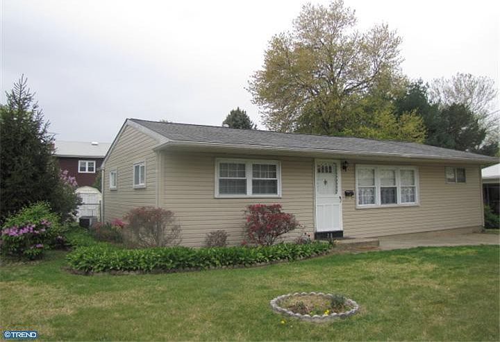 1st image of 22 Merion Ln