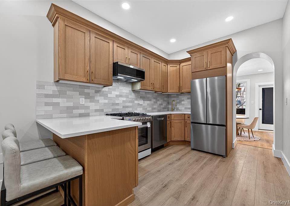 1st image of 2347 Pacific St APT 2