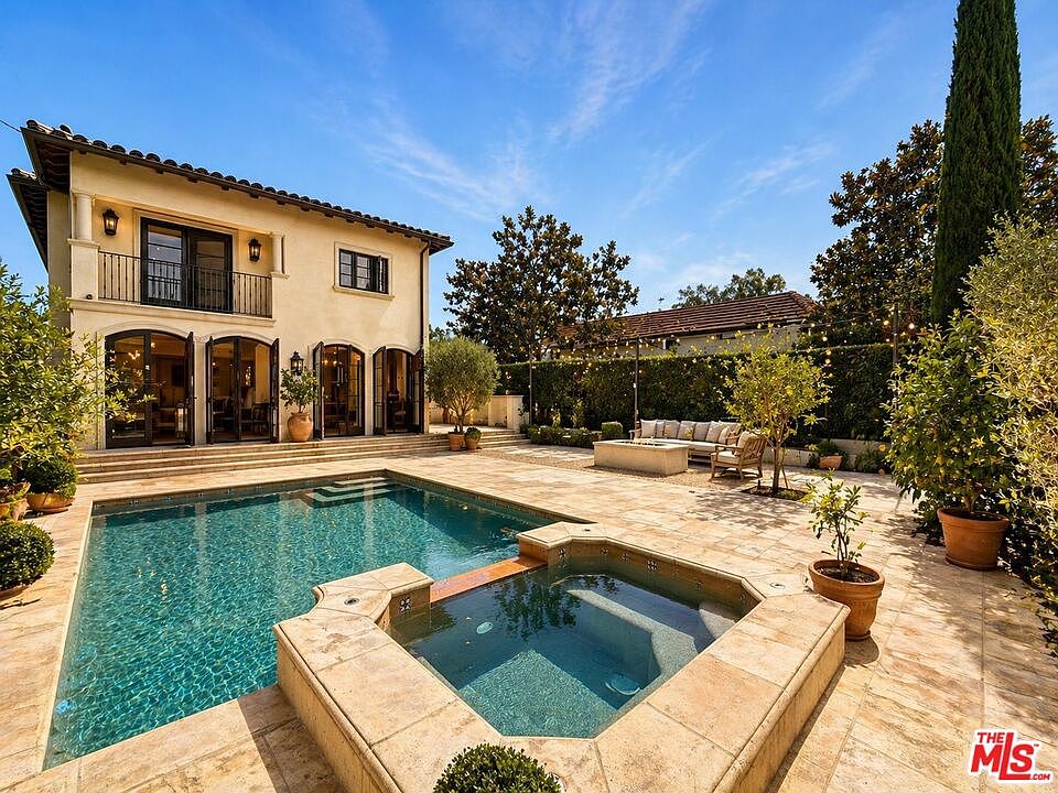 1st image of 301 Foothill Rd