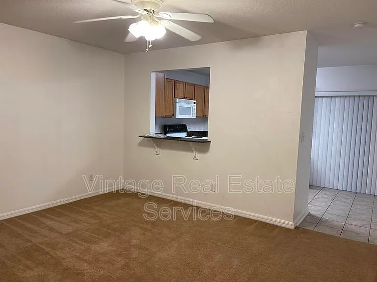 10806 Brickside Ct — Photo 6