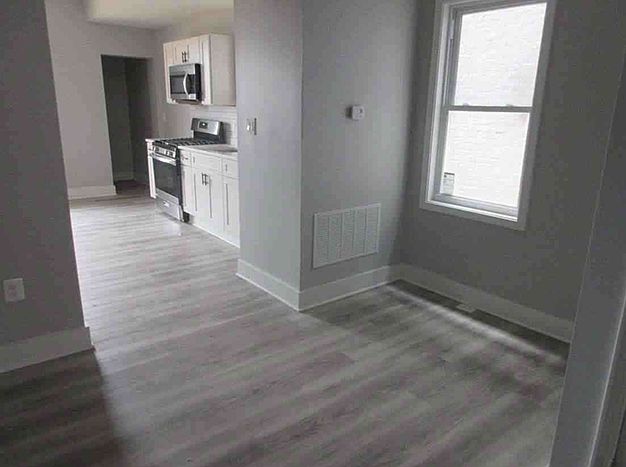 2nd image of 813 N Bentalou St