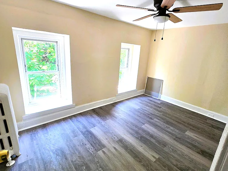 5828 Knox St — Photo 10