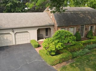 2011 Pevensey Ct, Columbus, OH 43220