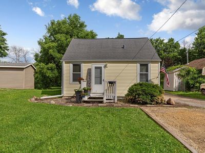 572 Mineral Sp Rd NE, Owatonna, MN, 55060