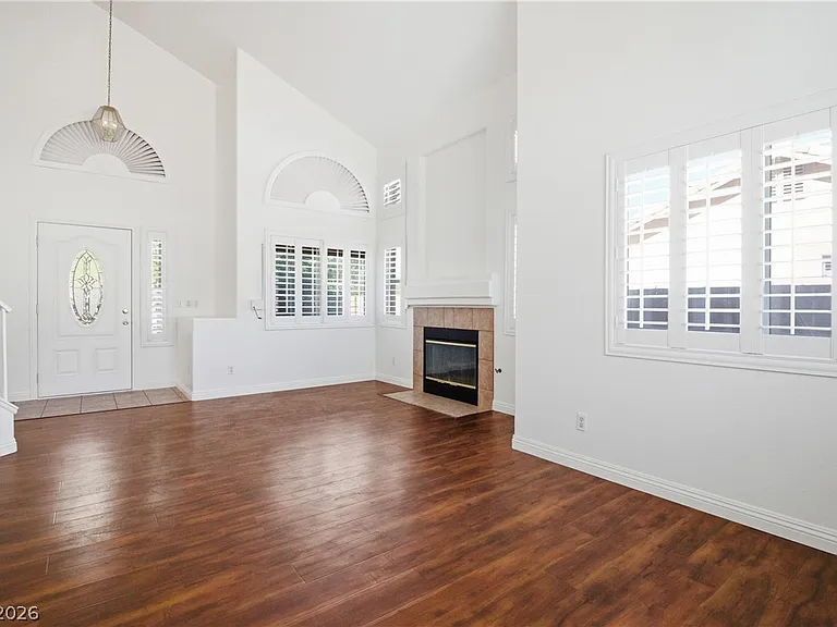 244 Camelback Ridge Ave — Photo 4