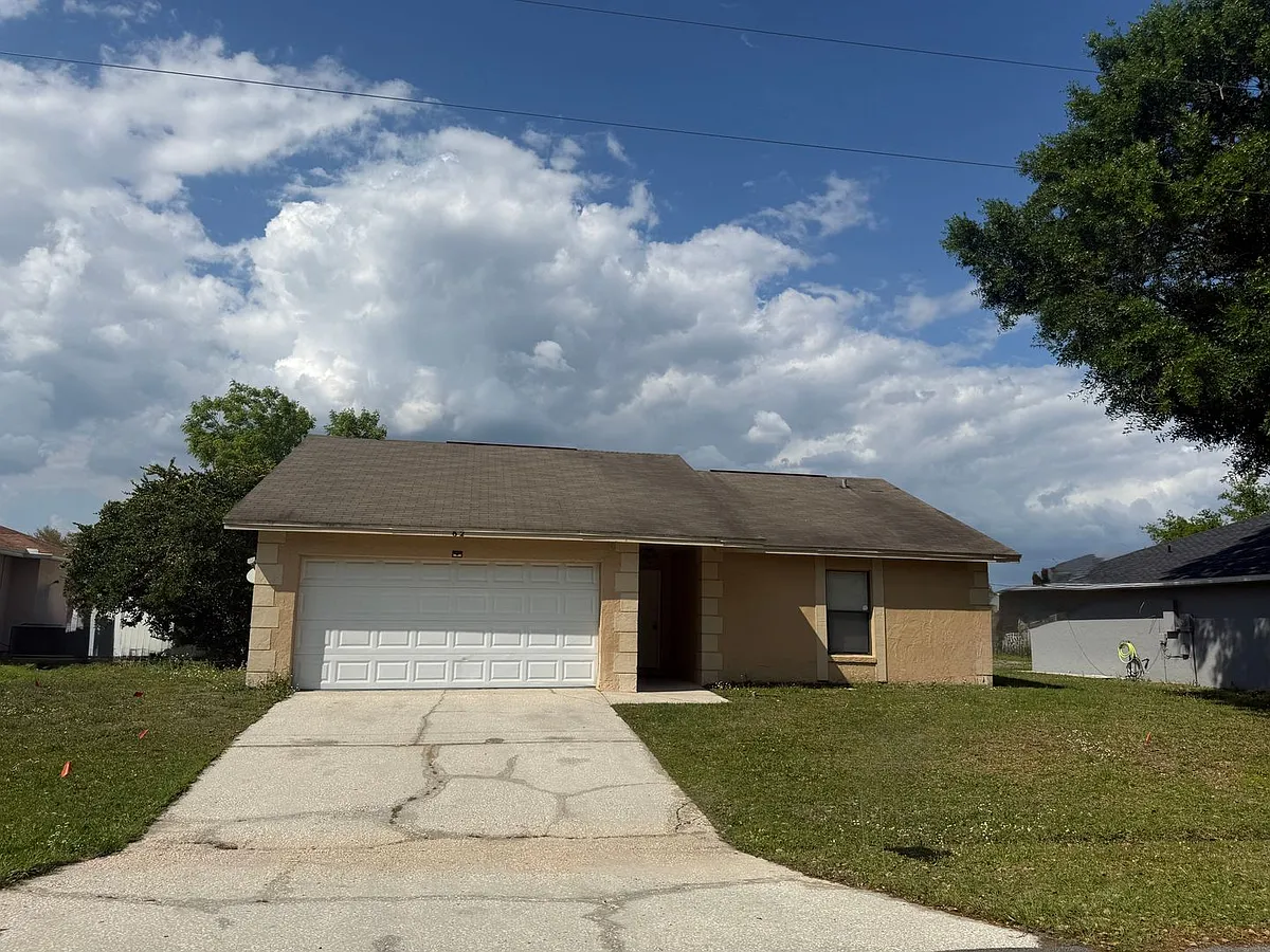 Building Photo - 62 Dorset Dr