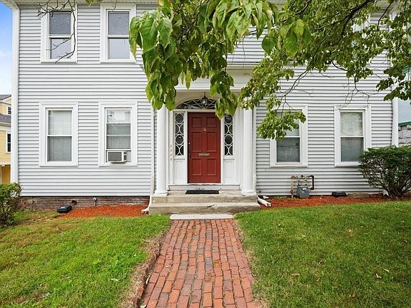 3rd image of 36 Cedar St