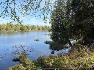 9 Sunnyshore Park Dr, McKellar, ON P2A0B5
