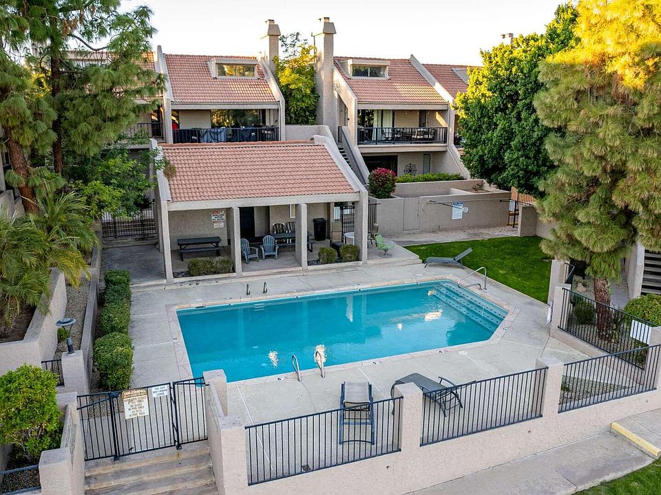 1st image of 1207 E NORTHSHORE Drive #136