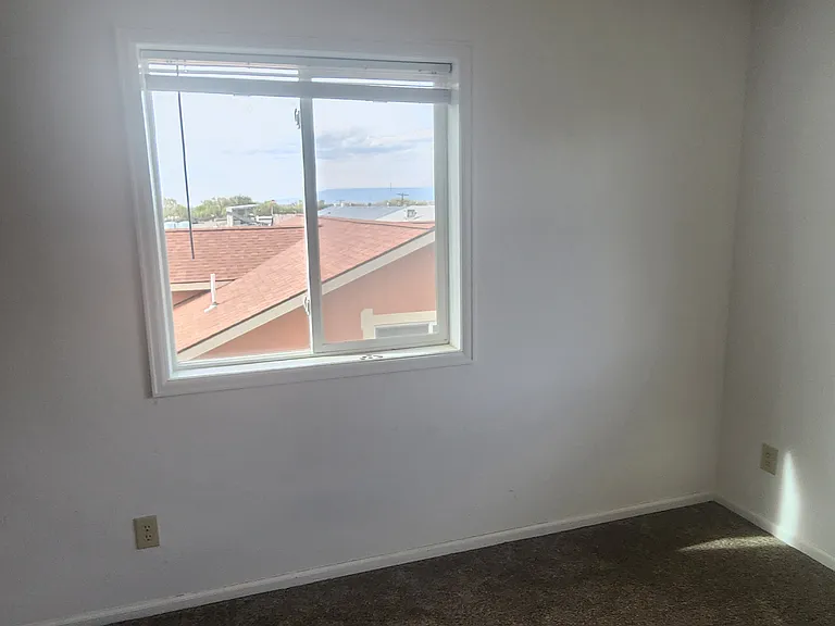 119 N Lot Ave #F — Photo 13
