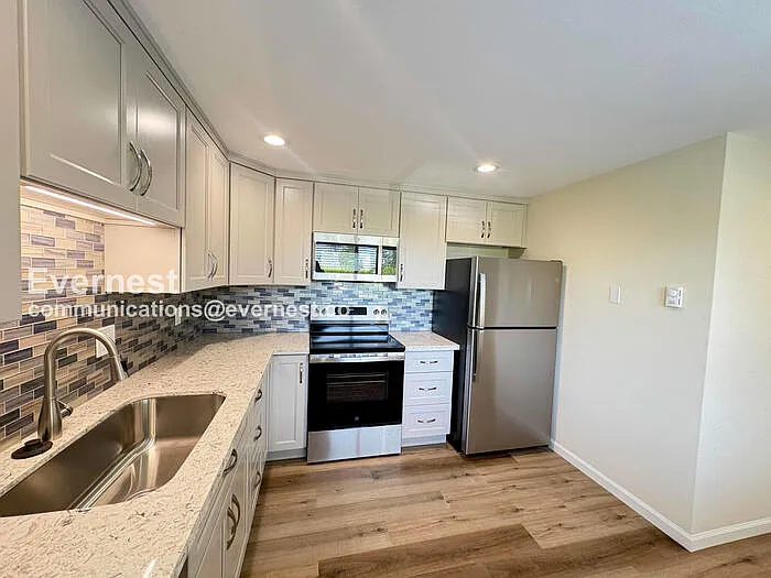 16601 161st Ave SE #A — Photo 5