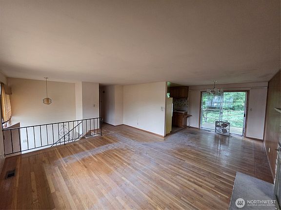 3rd image of 22209 60th Avenue W