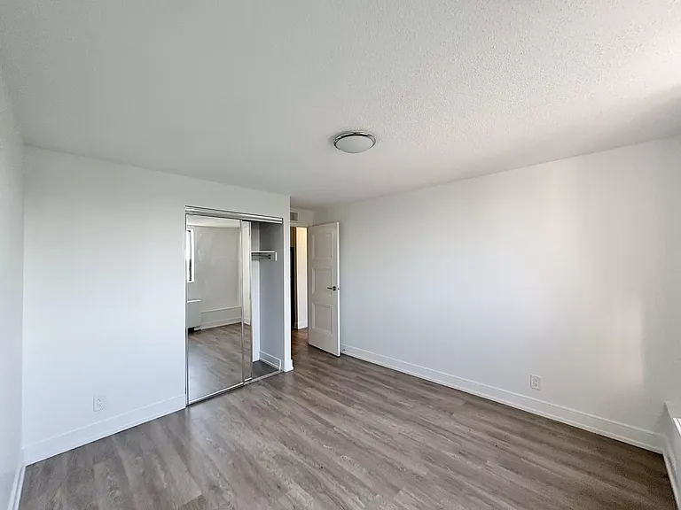 286 Chandler Dr #409 — Photo 5