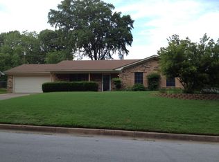 412 Knoxville Dr, Tyler, TX 75703