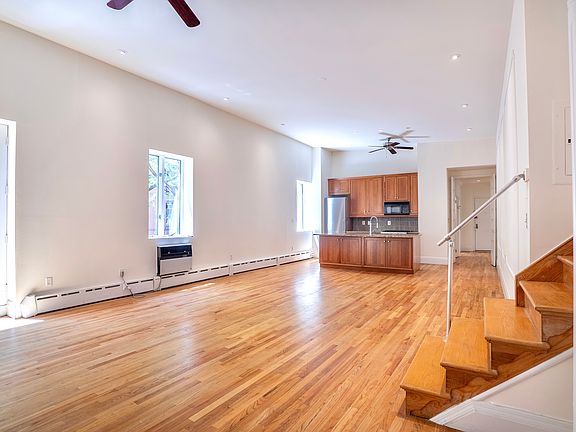 4th image of 279 W 22nd St APT 1