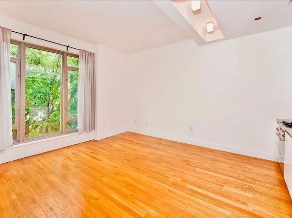 315 Gates Ave APT 2D, Brooklyn, NY 11216