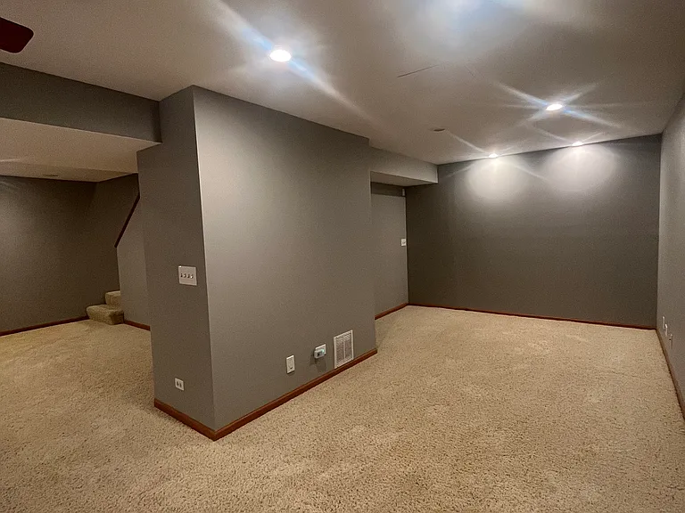 10304 Wilmette Ave — Photo 18