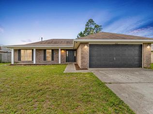 6825 Fort Deposit Dr, Pensacola, FL 32526