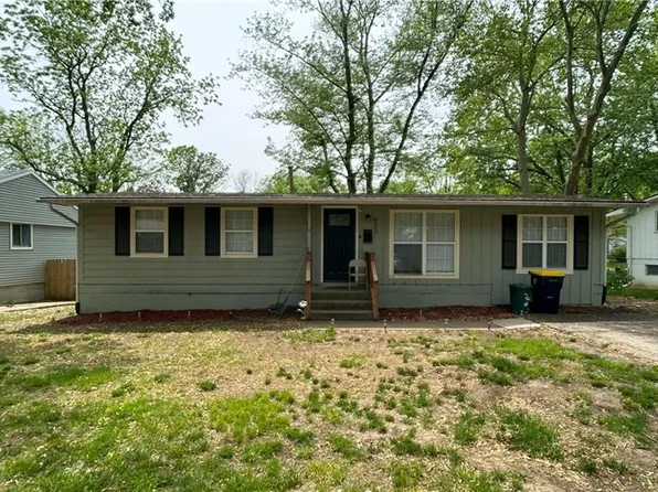 8603 E 93rd St, Kansas City, MO 64138