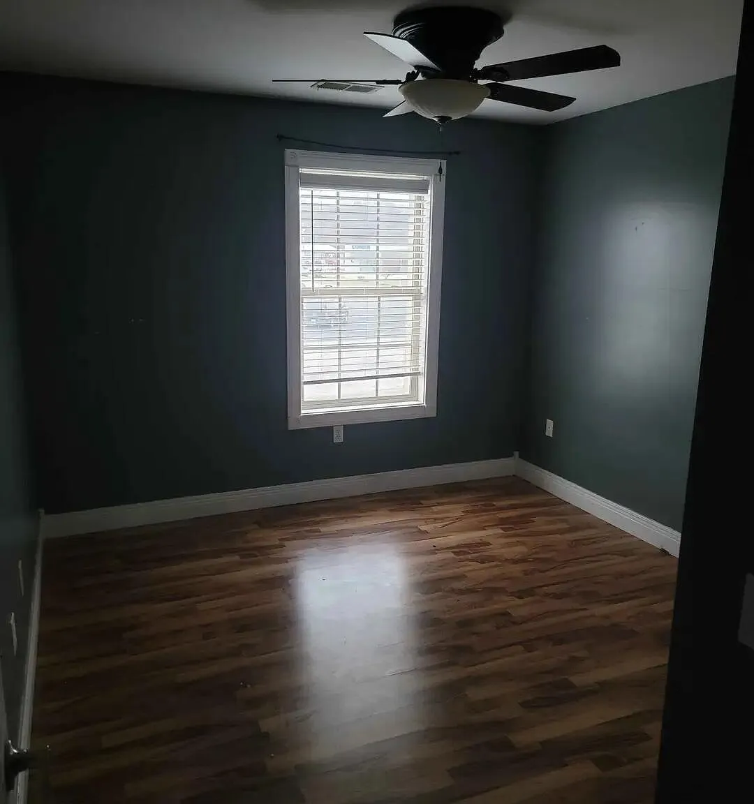 2 bed, 1.0 bath, 1000 sqft, $1,000 — Photo 3