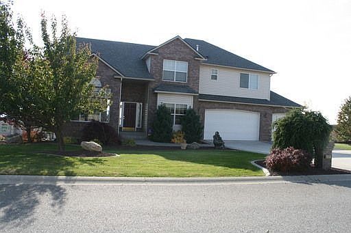 1st image of 8722 E Redwood Ln