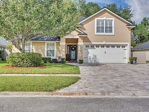 2nd image of 5373 Lake Gardens Ln