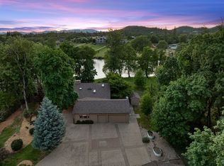 1399 Highway 234, Eagle Point, OR 97524