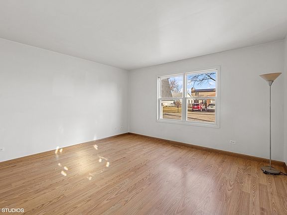 2nd image of 137 Golden Dr